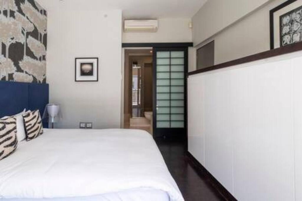 - Stunning 2 Bed - Iconic Views Apartment *