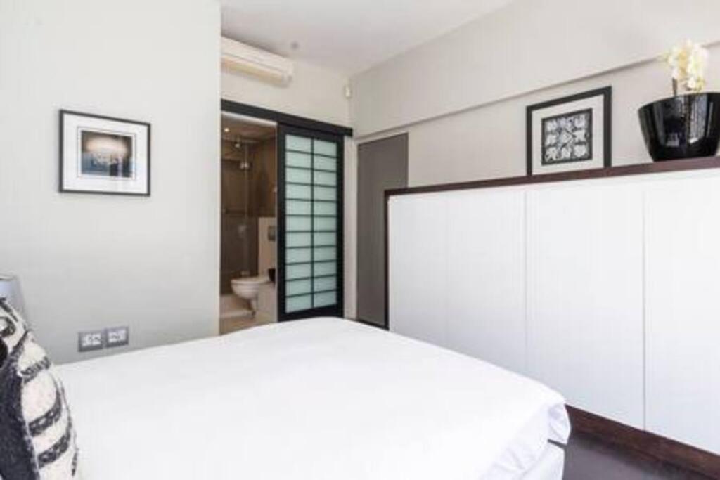 - Stunning 2 Bed - Iconic Views * Cape Town